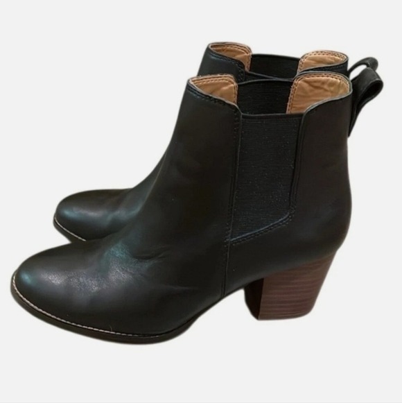 J. Crew Rory Chelsea Black Minimalist Heeled EUC Ankle Boots Sz 6 - Picture 7 of 8